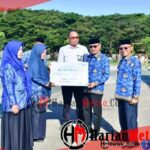 Upacara Harkitnas di Pohuwato Diwarnai Penyerahan Santunan JKM bagi Keluarga ASN