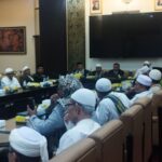 Tolak Vaksinasi TBC, Habaib dan Ulama Datangi DPRD Jatim